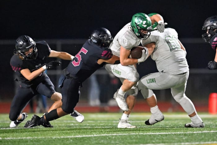 West Linn Tualatin football Oregon October 7 2022 Leon Neuschwander 11